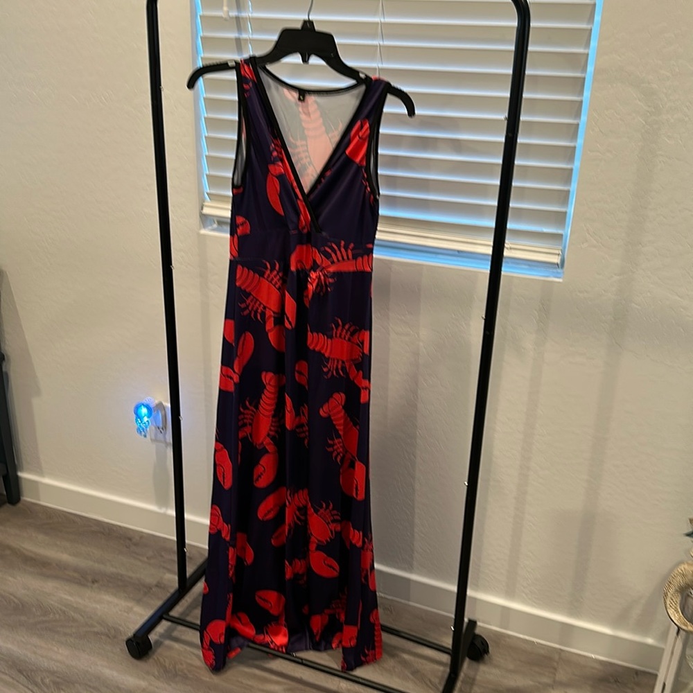 Navy and red Lobster dress
Size M
Brand new, never been worn